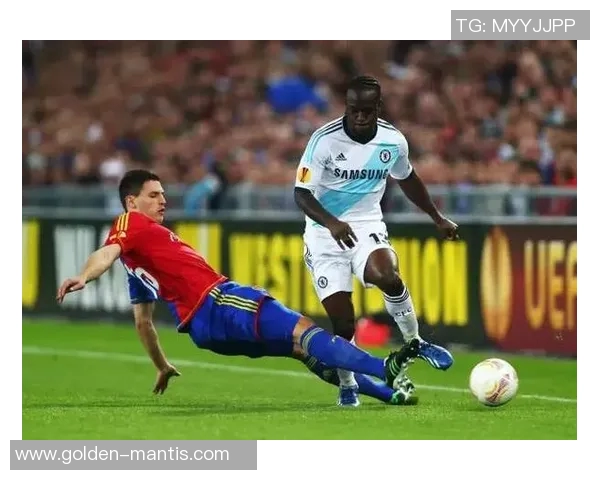 吕迪格的足球之路:从青训新星到世界级后卫的成长历程 吕迪格的足球之路:从青训新星到世界级后卫的成长历程